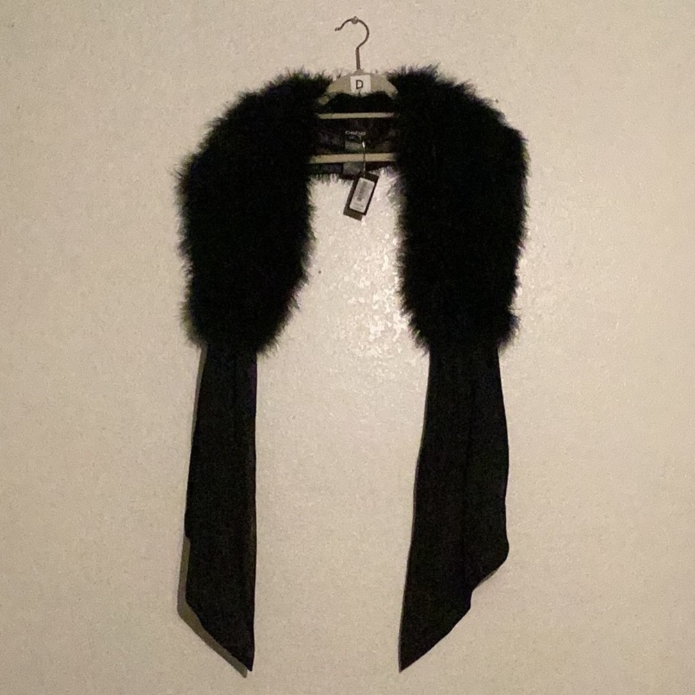 Bebe Shoulder Wrap Feather Stole